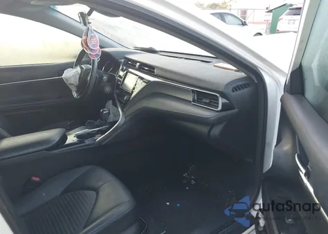 2020 Toyota Camry Se z USA, uszkodzony, nr VIN 4T1G11AK0LU975902